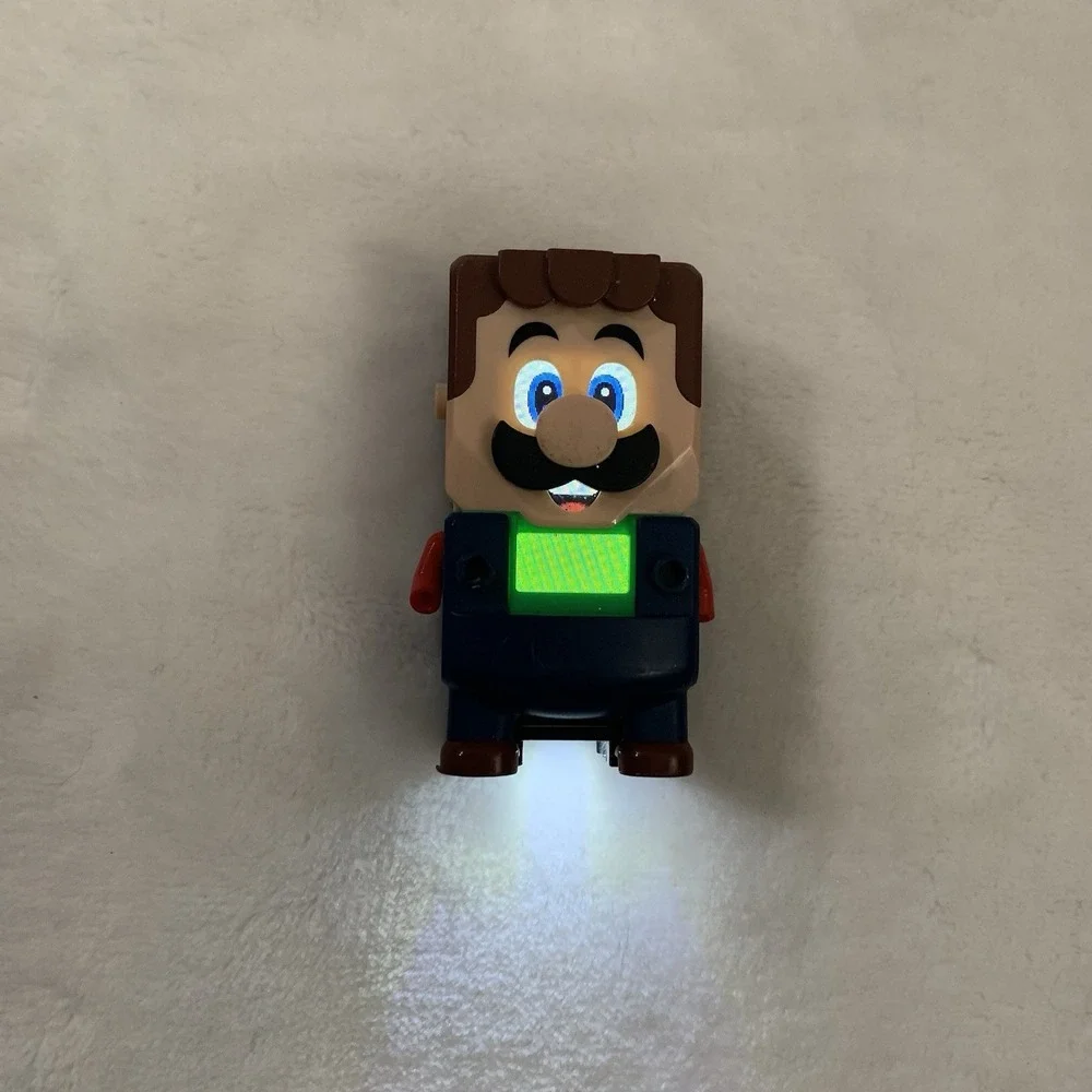 LEGO Super Mario Interactive Luigi Figure from Set 71387 - Missing Hat & Buttons - Picture 2 of 13